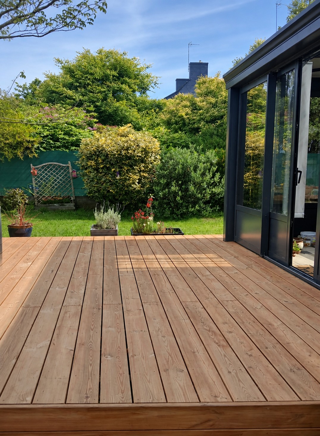 Rénovation et protection d’une terrasse bois